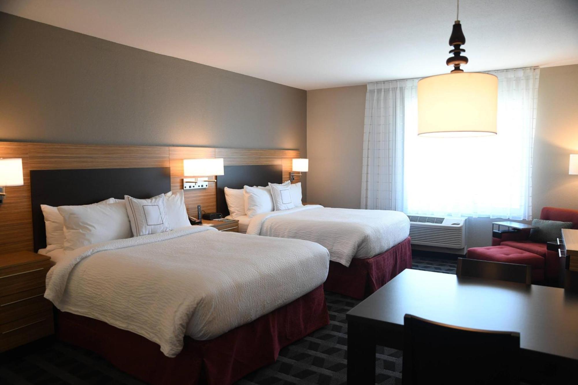 Towneplace Suites Kansas City At Briarcliff Exterior foto